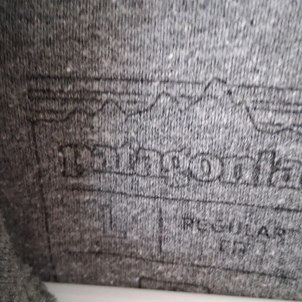 Patagonia Uprisal Hoodie with Logo Design - Picture 2 of 5